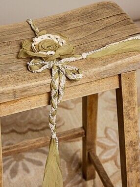 #1856 POL Olive Meadow Rose Boho Tie Belt